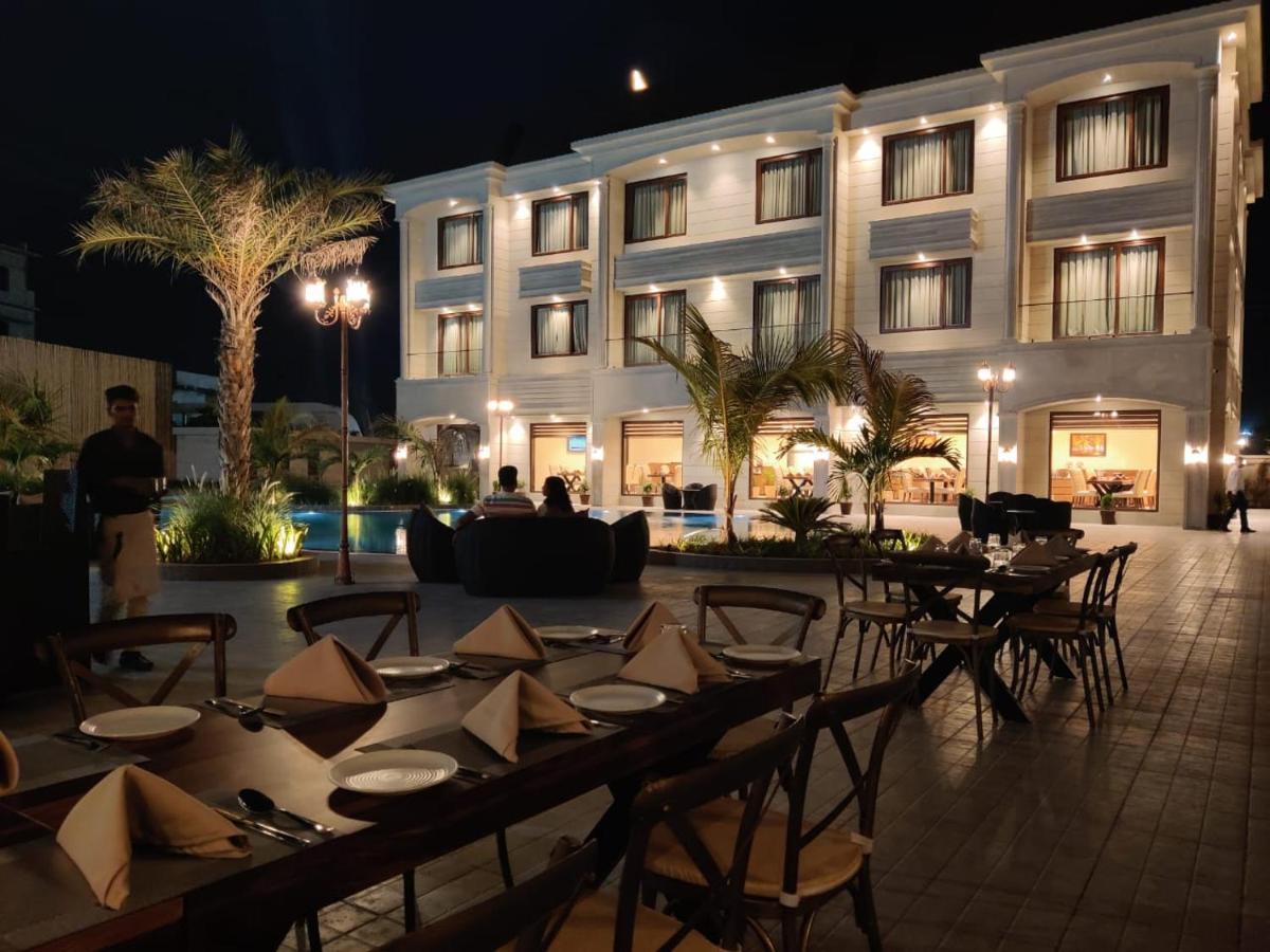 The Imperial Prime Clarks Inn Suites, 皮尔瓦拉 外观 照片