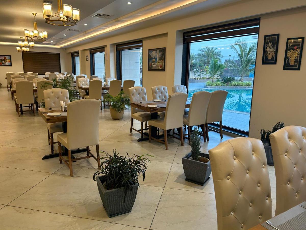 The Imperial Prime Clarks Inn Suites, 皮尔瓦拉 外观 照片