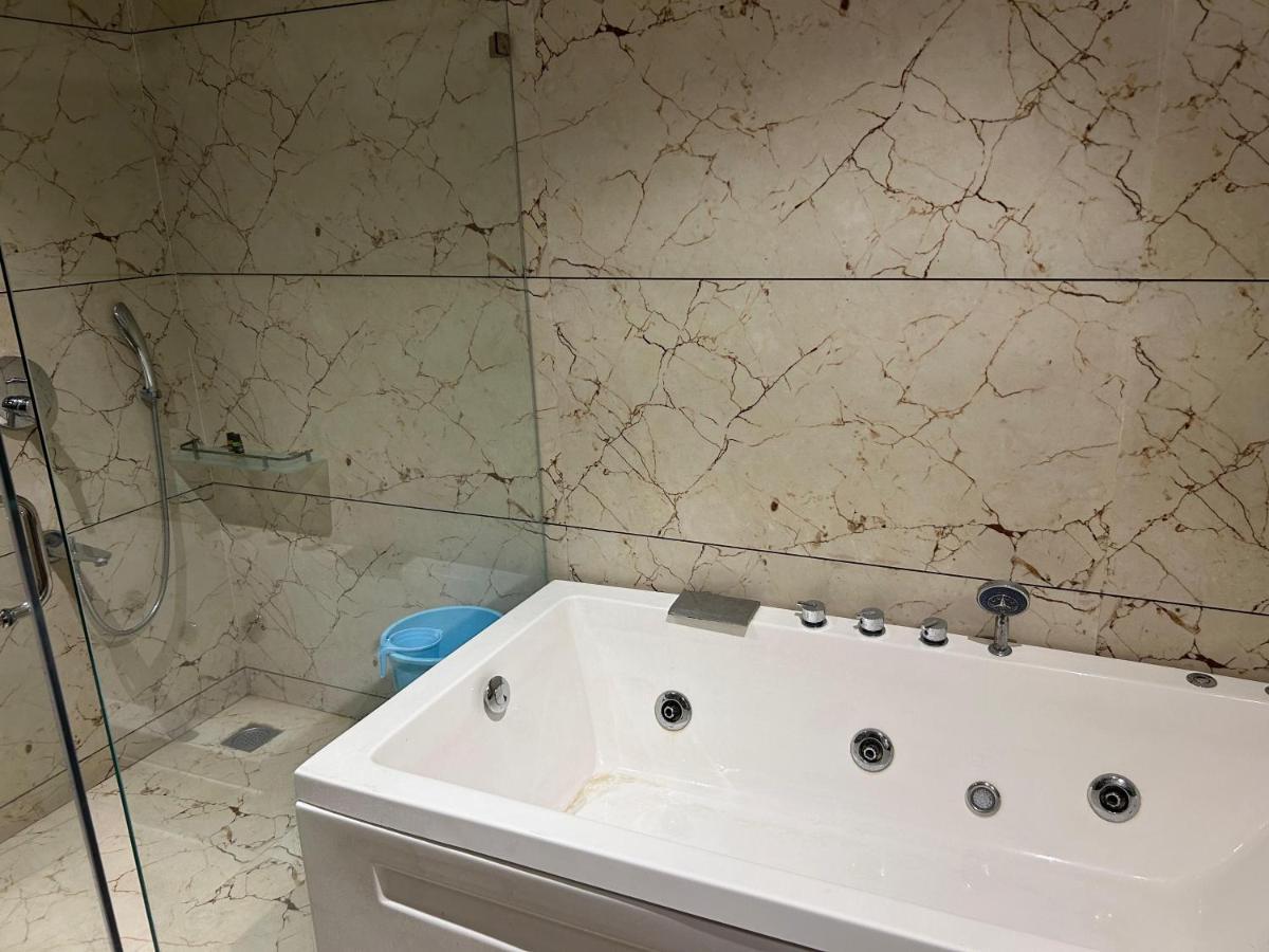 The Imperial Prime Clarks Inn Suites, 皮尔瓦拉 外观 照片